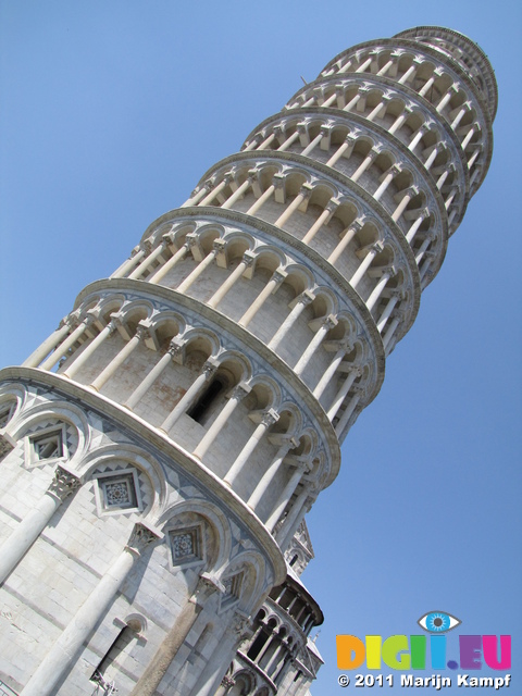 SX19766 Leaning tower of Pisa, Italy